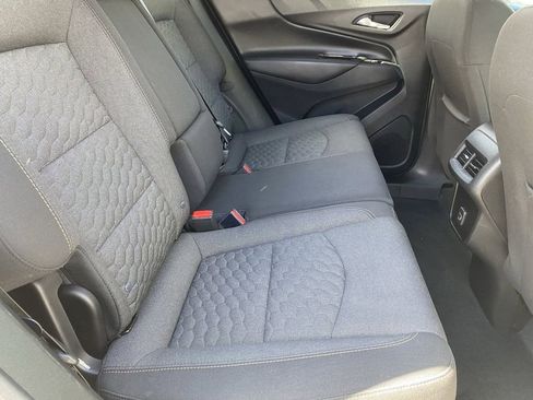 Used 2019 Chevrolet Equinox LT FWD image 18