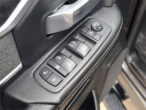 Used 2020 RAM 3500 Big Horn w/ Night Edition image 17