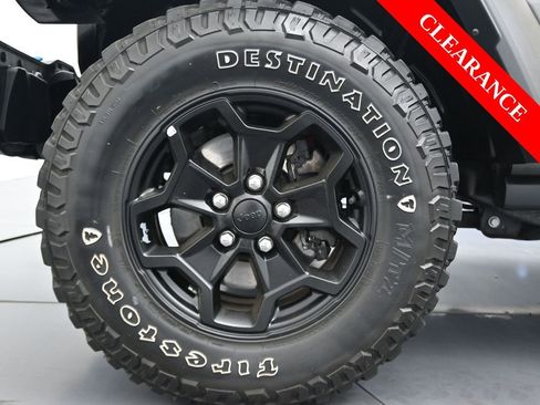 Used 2023 Jeep Wrangler Unlimited w/ Convenience Group image 11