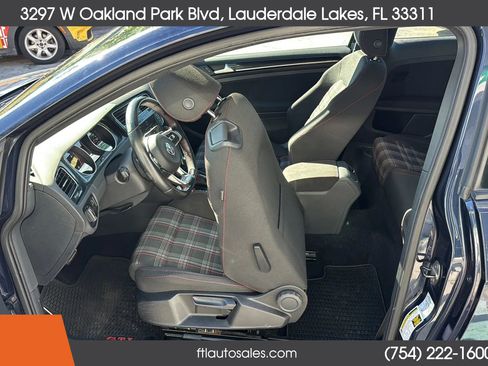 Used 2017 Volkswagen GTI S image 23