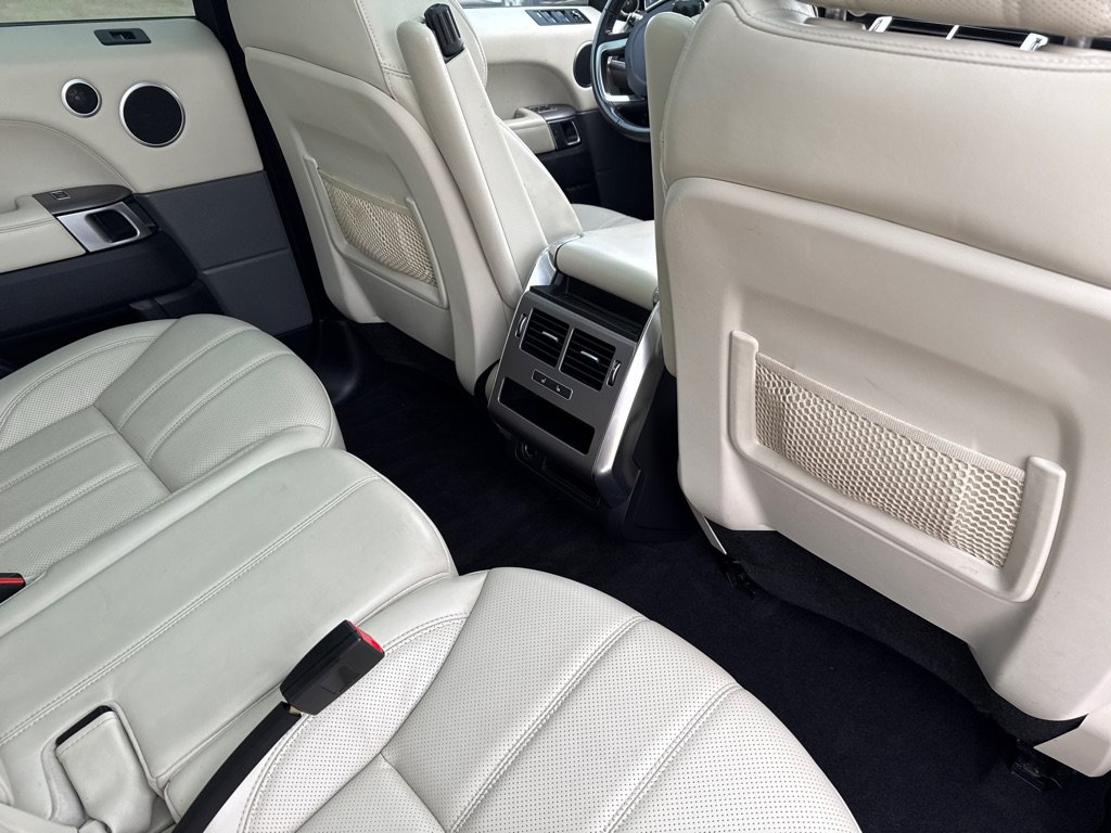 Used 2017 Land Rover Range Rover Sport HSE AWD/4WD image 19
