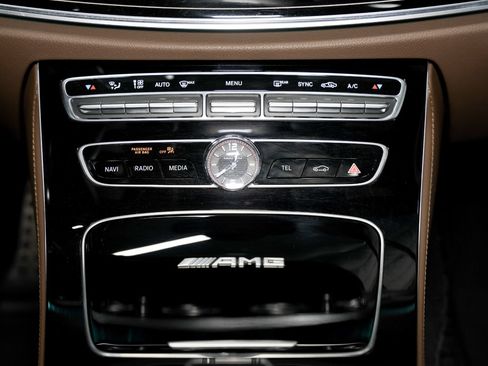 Used 2020 Mercedes-Benz E 63 AMG S image 43