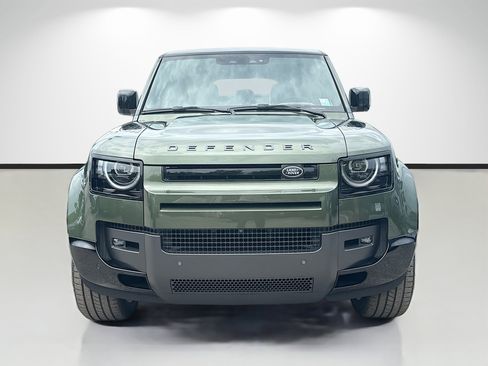 New 2026 Land Rover Defender 110 X-Dynamic SE AWD/4WD image 8
