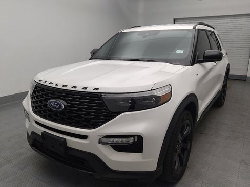 Used 2022 Ford Explorer ST-Line AWD/4WD image 15