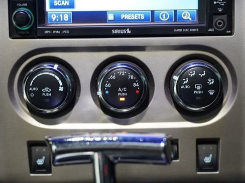 Used 2013 Dodge Challenger SRT8 w/ Harman Kardon Audio Group RWD image 27
