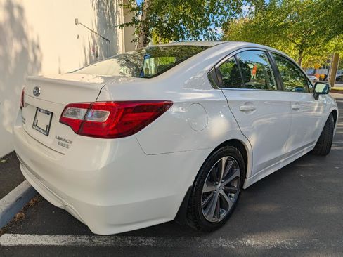 Used 2015 Subaru Legacy 2.5i Limited AWD/4WD image 5