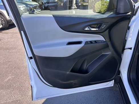 Certified 2023 Chevrolet Equinox LS image 12