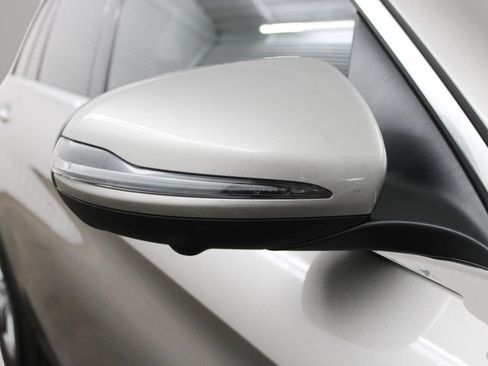 Used 2022 Mercedes-Benz GLC 300 image 13