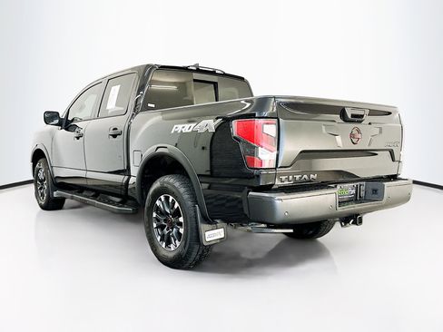 Used 2024 Nissan Titan PRO-4X w/ Pro-4x Convenience Package image 5