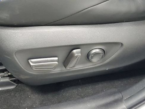 Used 2022 Toyota RAV4 XSE AWD/4WD image 13