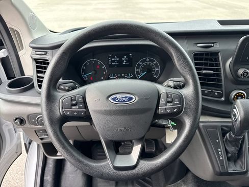 Used 2025 Ford Transit 250 Low Roof w/ Exterior Upgrade Package RWD image 15