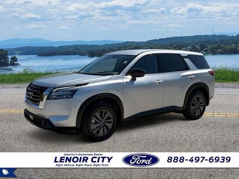 Used 2023 Nissan Pathfinder S AWD/4WD image 7