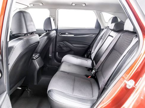 Used 2021 Kia Seltos S AWD/4WD image 29