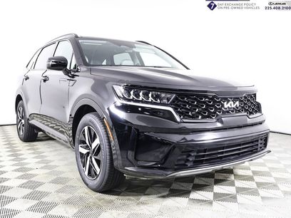 Used 2023 Kia Sorento S w/ Panoramic Sunroof Package