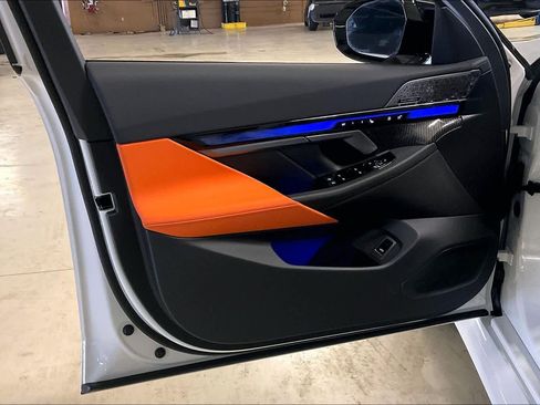 New 2026 BMW M5 w/ Executive Package image 10