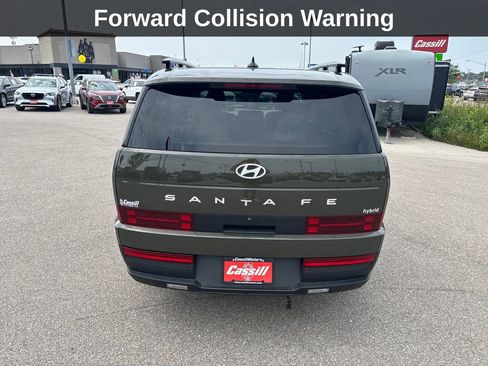 Used 2025 Hyundai Santa Fe SEL FWD image 5
