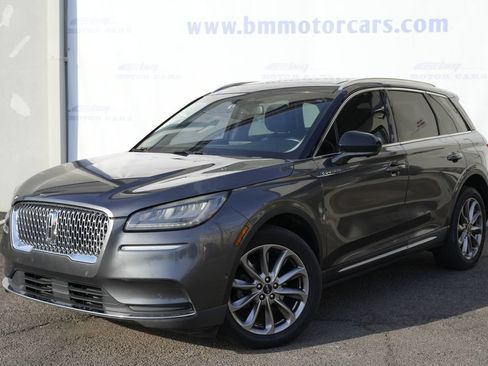 Used 2020 Lincoln Corsair FWD image 2
