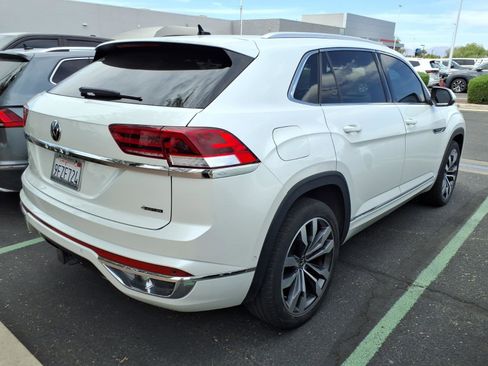 Certified 2023 Volkswagen Atlas Cross Sport SEL Premium R-Line AWD/4WD image 3