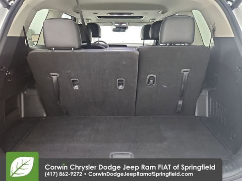 Used 2025 Kia Telluride S FWD image 34