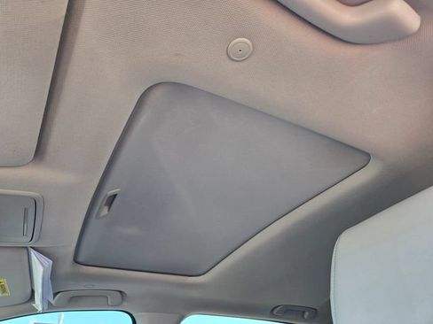 Used 2025 Honda CR-V EX-L image 8