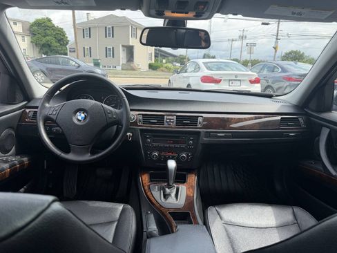 Used 2011 BMW 328i xDrive Sedan AWD/4WD image 21