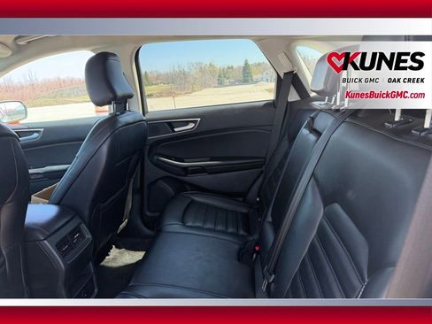 Used 2023 Ford Edge SEL AWD/4WD image 4