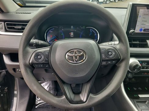 Used 2024 Toyota RAV4 AWD Hybrid image 28