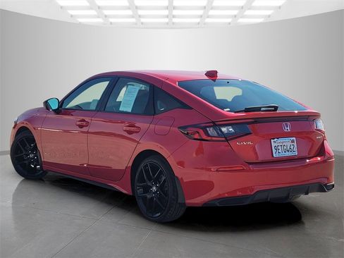 Used 2023 Honda Civic Sport image 6