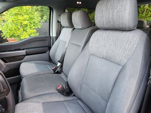 Used 2022 Ford F150 XLT image 23