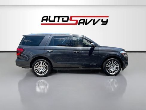 Used 2022 Ford Expedition Platinum AWD/4WD image 8