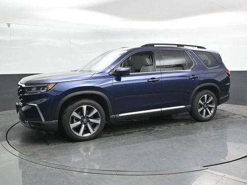 Used 2023 Honda Pilot Elite image 9