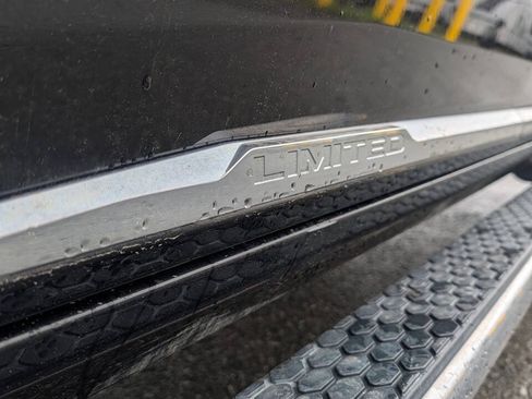 Used 2017 RAM 1500 Limited AWD/4WD image 11