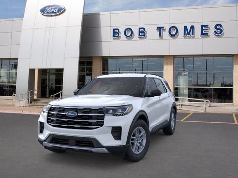 New 2026 Ford Explorer Active image 2