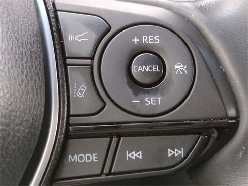 Used 2022 Toyota Venza Limited w/ Advanced Technology Package image 26