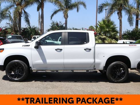 Used 2024 Chevrolet Silverado 1500 Custom Trail Boss w/ Turbomax Blackout Package AWD/4WD image 5
