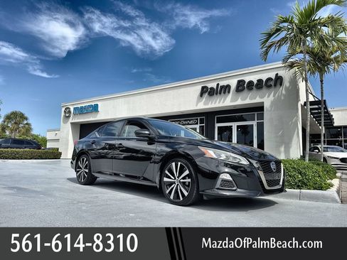 Used 2020 Nissan Altima 2.5 SR FWD image 1