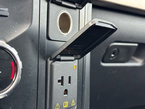 Certified 2023 Ford F150 Raptor w/ Raptor Carbon Fiber Package image 40