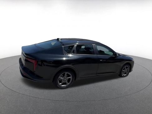 Used 2025 Kia K4 FWD image 7