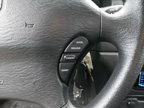 Used 2006 Dodge Stratus SXT image 25