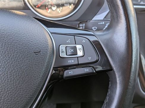 Used 2019 Volkswagen Tiguan SE AWD/4WD image 25