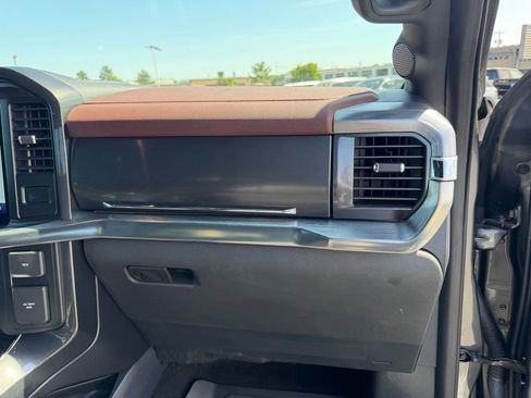 Used 2022 Ford F150 Lariat AWD/4WD image 35