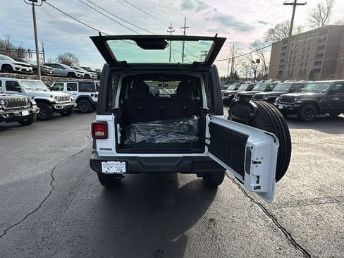 New 2026 Jeep Wrangler Unlimited Sport image 22