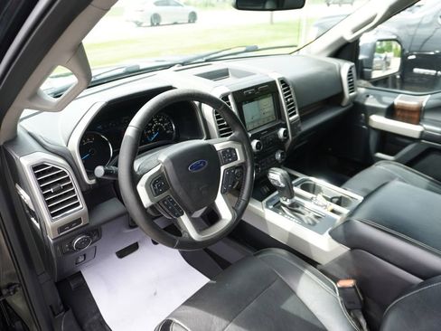 Used 2016 Ford F150 Lariat w/ Equipment Group 501A Mid AWD/4WD image 25