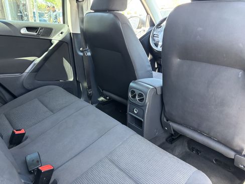 Used 2015 Volkswagen Tiguan S FWD image 11