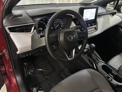 Used 2023 Toyota Corolla SE image 14