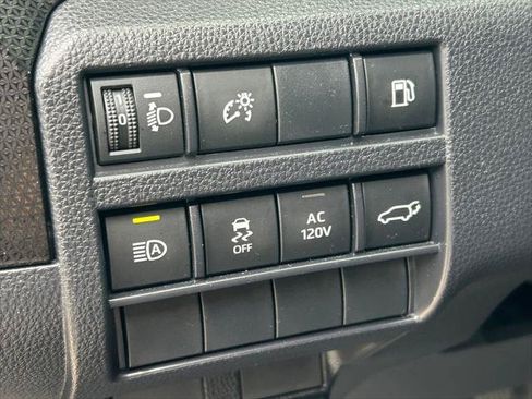 Certified 2025 Toyota 4Runner Limited AWD/4WD image 25