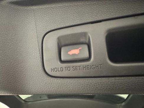 Used 2018 Honda CR-V Touring image 31