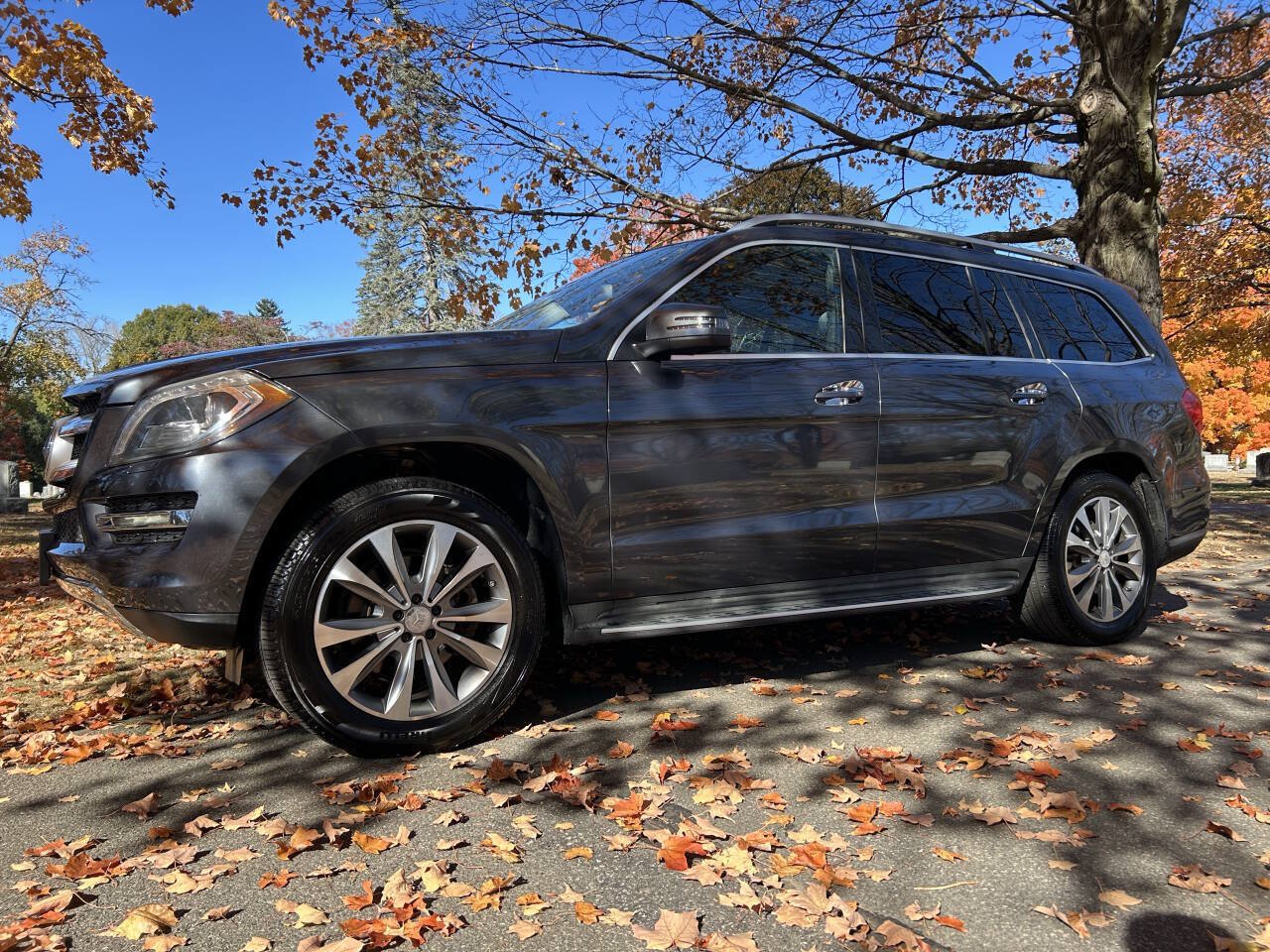 Used 2016 Mercedes-Benz GL 450 4MATIC image 28