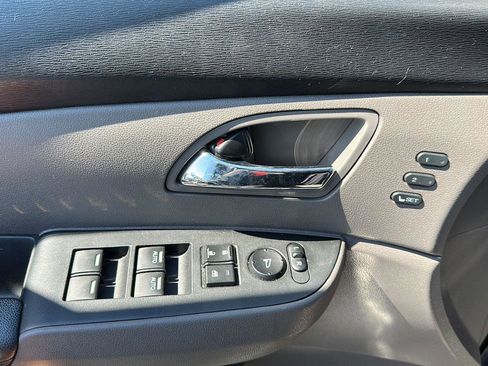 Used 2014 Honda Odyssey Touring image 12