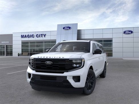 New 2026 Ford Expedition Max Platinum w/ Stealth Appearance Package AWD/4WD image 2